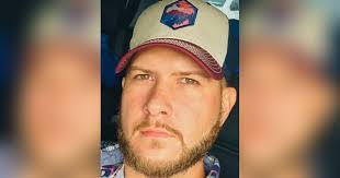 Russell Poore's Instagram, Twitter & Facebook