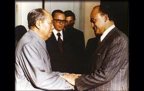 The president of mexico (spanish: Echeverria Cumple 98 Anos Logro El Mar Patrimonial De 200 Millas Para Mexico Y Establecio El Infonavit Revista Macroeconomia