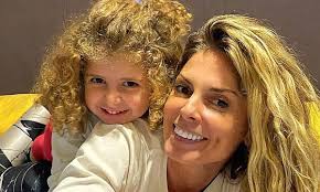 We did not find results for: Katerina Laspa Sygkinei H Zwgrafia Ths Korhs Ths Gia Tis Pyrkagies Mothersblog Gr
