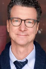 Evan Daves : sa biographie, filmographie, et quelques photos