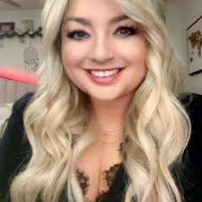 Kayla Kaplan- Hairstylist