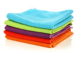 Pano de chão microfibra atacado Fornecedor de Pano Multiuso 300 Mts — kit colorido alta absorção para ambientes corporativos