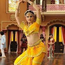 Jun 23, 2021 · anushka shetty has informed fans about joining ku herself through another social media platform. Anushka Shetty Nagavalli Anushkashetty As Chandramukhi