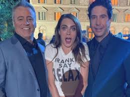 Maybe you would like to learn more about one of these? Cara Delevingne Filtra Primeras Imagenes De La Reunion De Friends Antes De Su Estreno