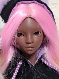 Valentine in Tan is cute~