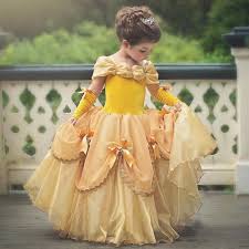 Plus, belle's perfectly shaped brows could definitely give collins'. Yellow Dress Belle Beauty And The Beast Cartoon