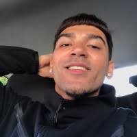 50+ perfiles de «Bumbico»