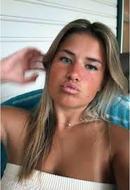 Lilly Anthony (@lillyanthony__)