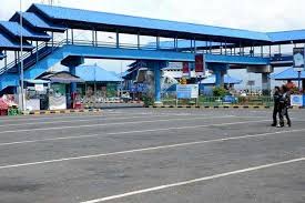 Bagi yang ingin menyeberang banyuwangi ke bali atau bali ke banyuwangi bisa melihat daftar. Pascapenutupan Bandara Penyeberangan Gilimanuk Ketapang Masih Lengang Balipost Com
