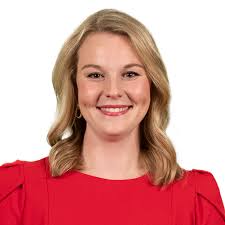 Lisa Michaels's Instagram, Twitter & Facebook