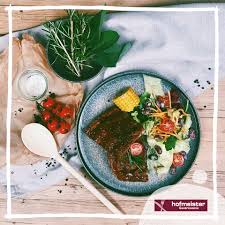 In Unseren Restaurants In Bietigheim Und Sindelfingen Konnt Ihr Euch In Niveauvollem Ambiente Den Ganzen Tag Uber Ve Einfache Gerichte Lebensmittel Essen Essen