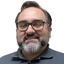 Christopher Garza (@MrGarzaOnline)