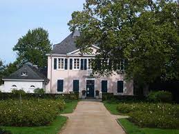 Es steht in der adenauerallee 79 und ist ein eingetragenes baudenkmal. Ernst Moritz Arndt Haus Objektansicht