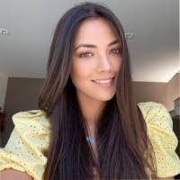 Adriana Ott's Instagram, Twitter & Facebook