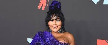 Lil' kim looked like an exotic sea creature with green mermaid hair. Lil Kim S Daughter Whom She Welcomed At 39 A Glimpse Into Her Motherhood Journey