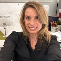 Heather Blevins's Instagram, Twitter & Facebook