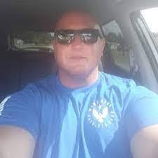 Raymond Cribbs's Instagram, Twitter & Facebook