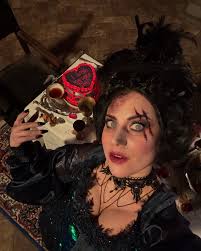 Sleepless Empire" is out now, the gift for all LC lovers. Happy Valentine´s  Day! Enjoy the day and share your thoughts about the new album so far 🤘🥳