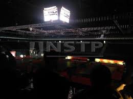 Axiata arena adalah stadium tertutup serbaguna yang kini merupakan pusat penganjuran utama pelbagai acara sama ada acara sukan dan bukan sukan. Food Vendor Stall Triggered Temporary Chaos At Axiata Arena