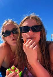 Big fans of spring break #friends #springbreak #beach @Ella Kidwell