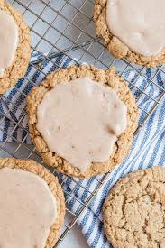 And tasty cookies recipes are oat cookie made with rolled oats with raisin and choco chips. Old Fashioned Iced Oatmeal Cookies Recipe Shugary Sweets