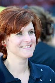 Kraft Foods World Travel Retail restructures marketing function : Moodie  Davitt Report