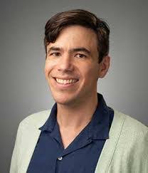 Louisa Kramer's Instagram, Twitter & Facebook