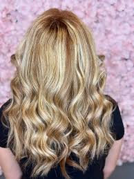 I am having the absolute worst luck with cancellations 🥲 Is anyone wanting  any services today? Id absolutely love to fill the opening and get someone  fresh before the Christmas break😊 Pics