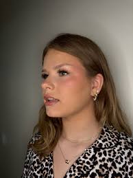 Makeup services for weddings in Kansas City