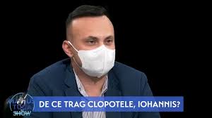 Nu cerceta aceste legi că eşti nebun dacă le înţelegi. Marina Constantinescu Teatrul Online AlungÄ Empatia Care Vine Dinspre SalÄ In Prezent Artele Sunt Culcate La PÄmant Ca Intr Un RÄzboi