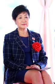 小池百合子都知事画像集 おしゃれまとめの人気アイデア pinterest ゆっくん 老婦人 百合子 おばさん