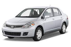 The 2011 nissan versa offers style and comfort above and beyond what's expected in a subcompact. 2011 Nissan Versa Buyer S Guide Reviews Specs Comparisons