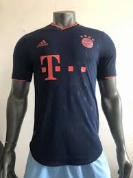 It's quite subtle and likely inspired by the roof of the allianz arena or the bavarian flag. Bayern Munich Jersey 3rd Kit 19 20 Xl Size Sports Sports Apparel On Carousell