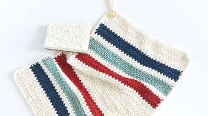 Welcome to free cross stitch & needlework patterns at allcrafts where you can find hundreds of free patterns and projects. How To Make A Crochet Kitchen Towel
