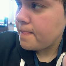 Merle Steele's Instagram, Twitter & Facebook