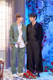 During the wings 2017 tour, v and jin got into a heated argument minutes before they had to go on stage. The Kims Of Bts Jin And V Could Probably Pass As Real Brothers Kissasian