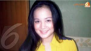 Juwita Bahar Tunangan Agar Tak 'Kecelakaan'