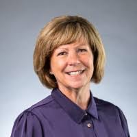 Ashley Stoll's Instagram, Twitter & Facebook