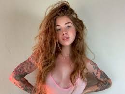 OnlyFans star slammed for paedo baiting in photos which make her appear  underage - Daily Star