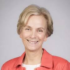 Nancy Lange's Instagram, Twitter & Facebook