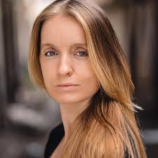 Suzanne Place's Instagram, Twitter & Facebook