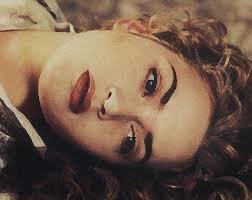 Even though mia was born with a silver spoon in her mouth, she was unfortunate enough to witness the separation of her parents. Kate Winslet Upclose