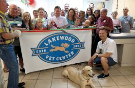 Vet hospital in lakewood, ca. Thomas Buck Studio I Graphic Design Lakewood Vet Center