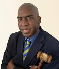 Ashton Huggins's Instagram, Twitter & Facebook