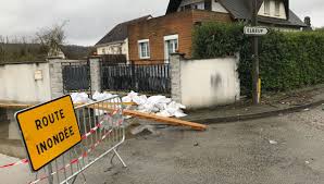 Vul et pl non classés, crit'air 5 crit'air 4 et crit'air 3(depuis le 1 er janvier 2021 pour cette dernière catégorie), interdits dans la zfe, 24h/24 et 7j/7. Inondations En Normandie Le Point Sur La Situation