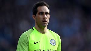 Manchester City news: Claudio Bravo ruled out for rest of season with calf  tear