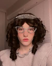 Linda Binda (@TheLindaBinda)