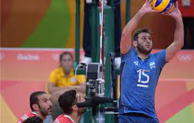 He has been wearing the argentine jersey without. News De Cecco Set To Join Lube Civitanova
