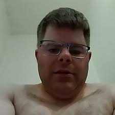 Chris Vesey's Instagram, Twitter & Facebook