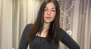 Check spelling or type a new query. Ezert Szakitott Gaspar Evelin Parja Hutlensegevel Karacsony Elott Szembesult Hirnavigator